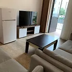Beach Apartment *